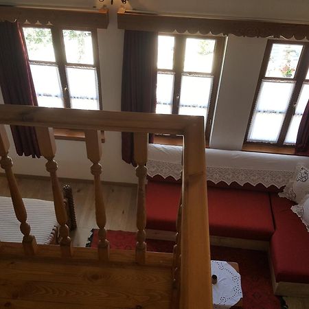 Hotel Gjirokastra מראה חיצוני תמונה