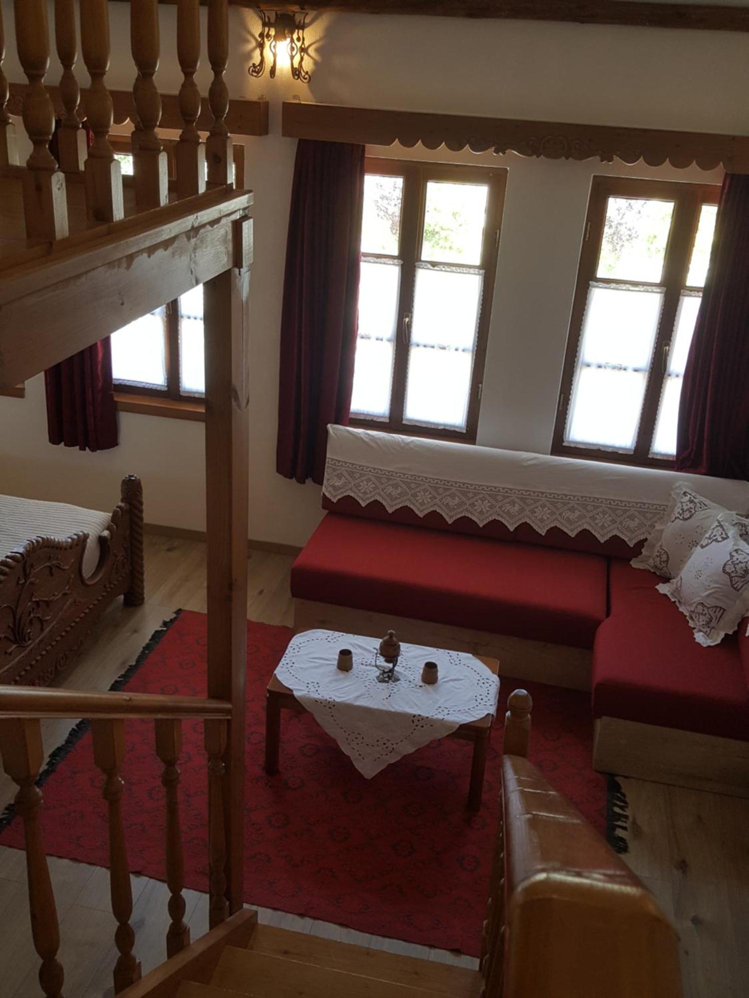 Hotel Gjirokastra מראה חיצוני תמונה