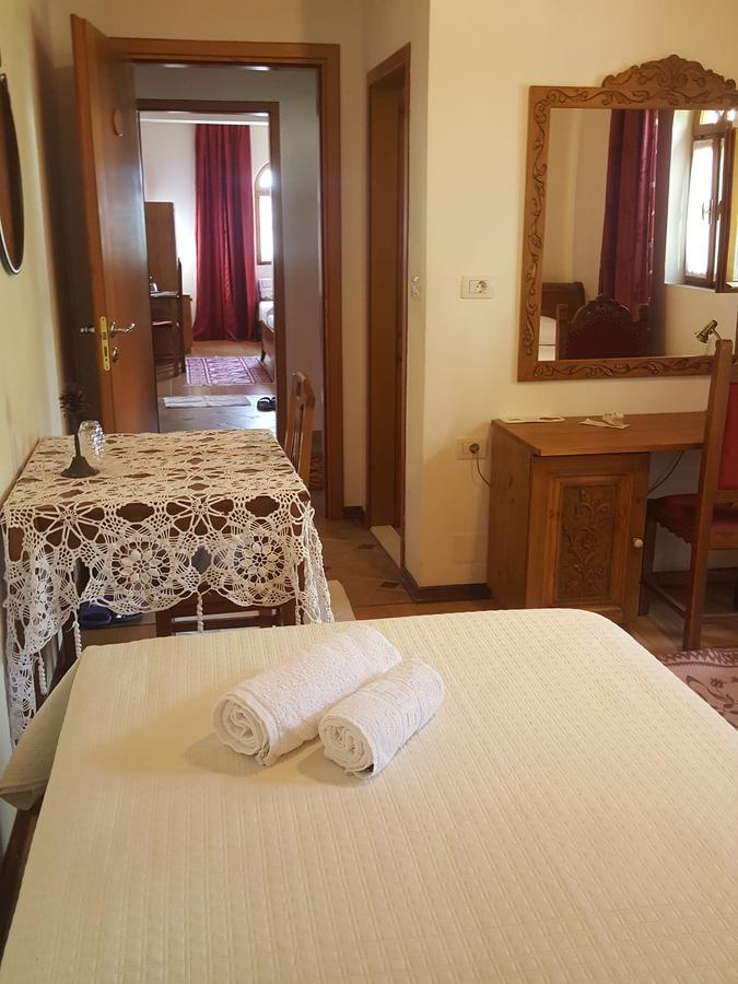 Hotel Gjirokastra מראה חיצוני תמונה